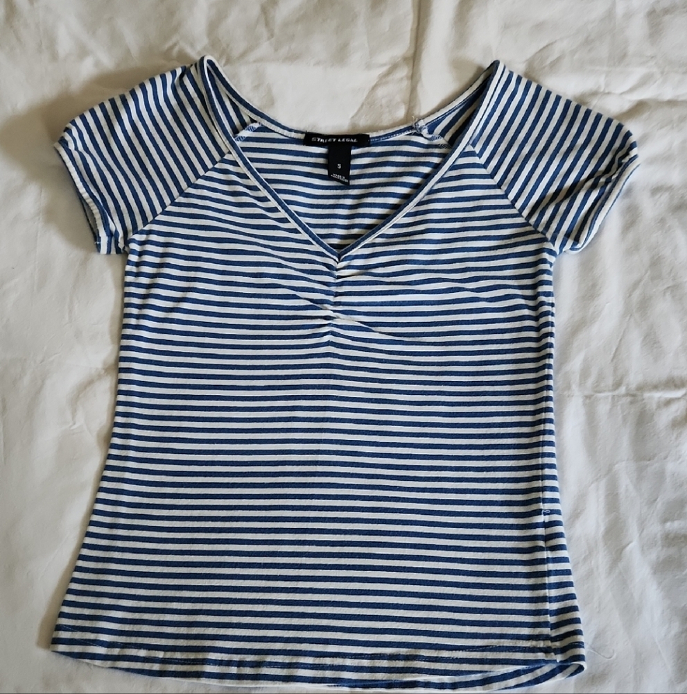 Bundle Of 5 Summer Tees